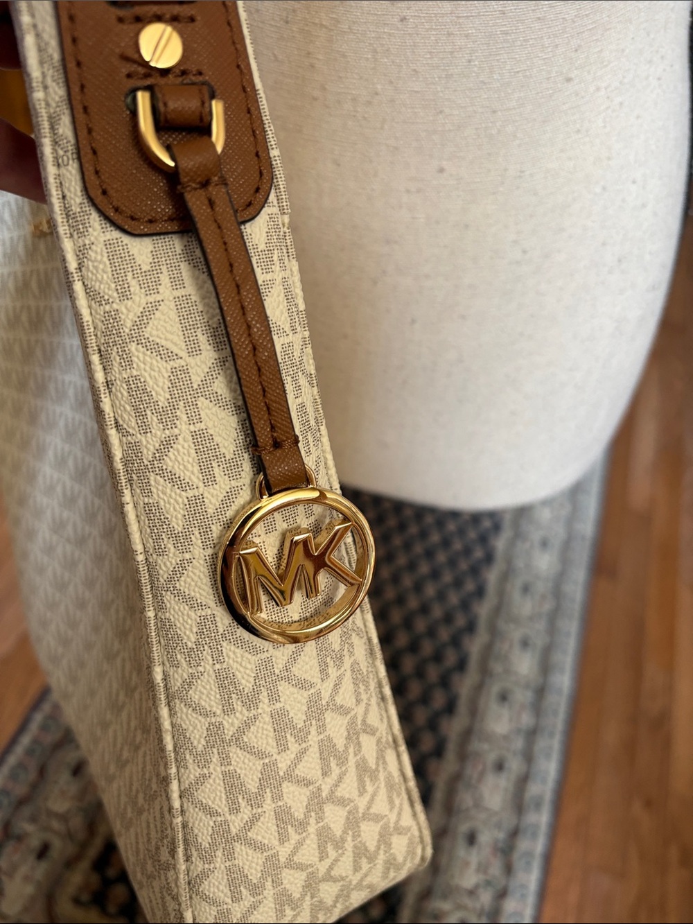 Michael Kors Cream Logo Crossbody with Brown Leather Strap - Picture 4 of 11